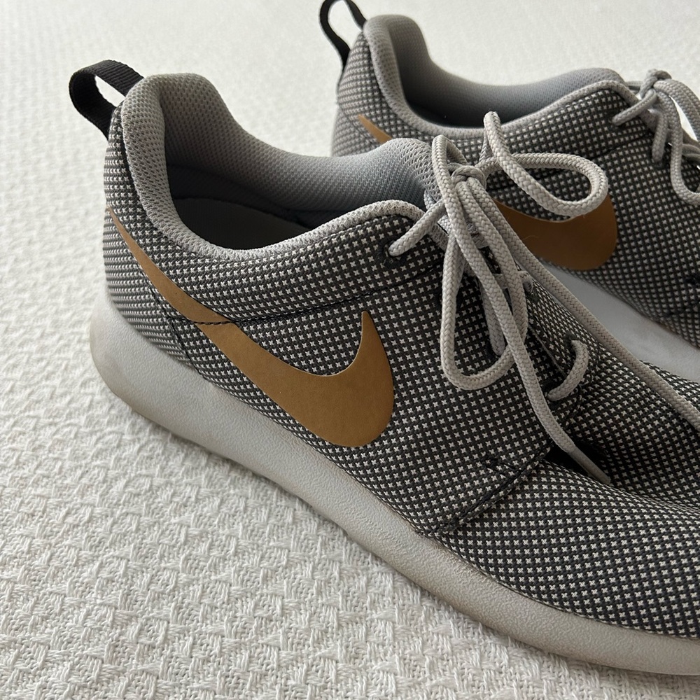 Women’s Nikes